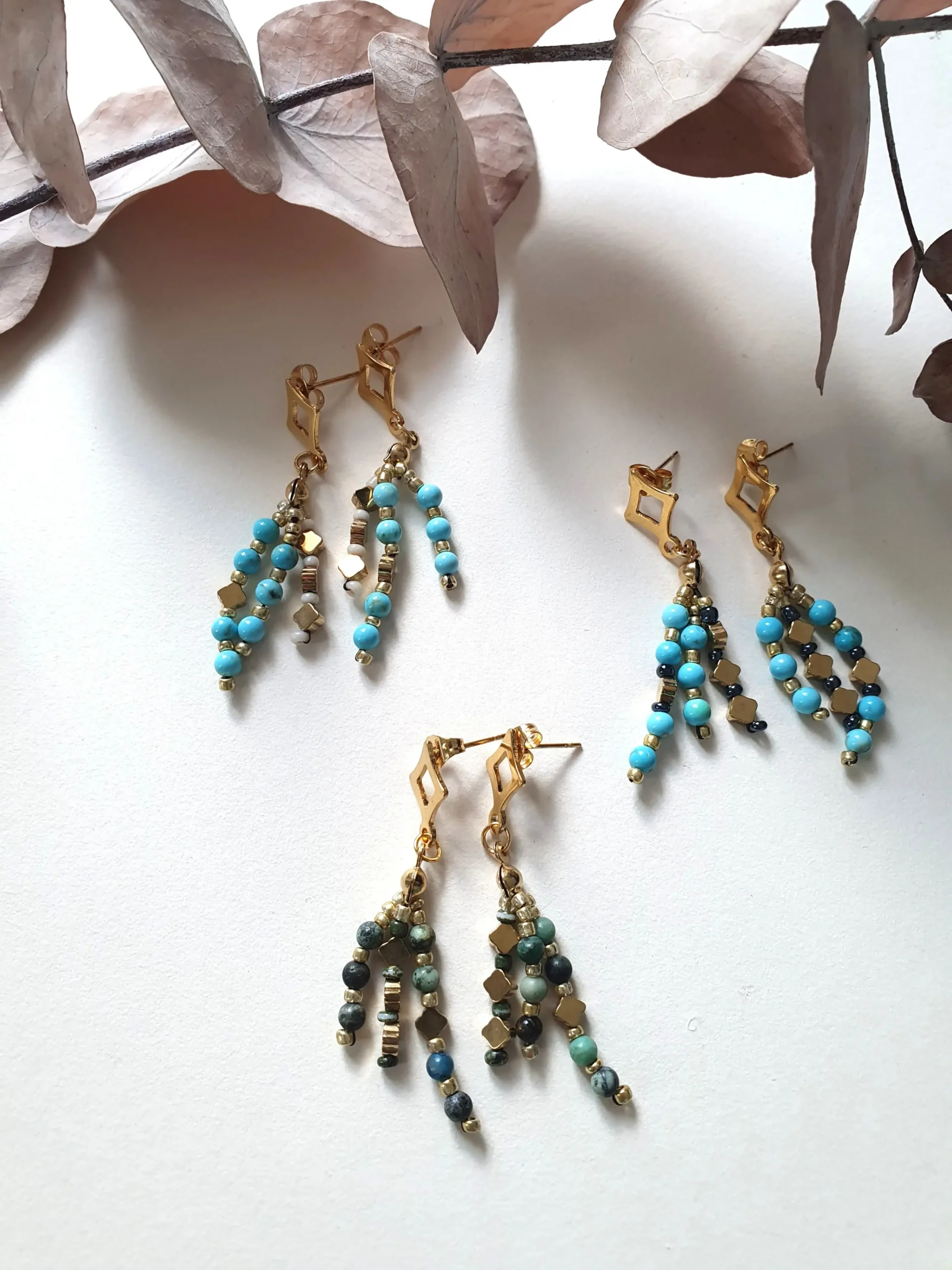 Boucles d'oreilles grappe 3 brins. Vue d'ensemble